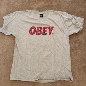 OBEY T-SHIRT